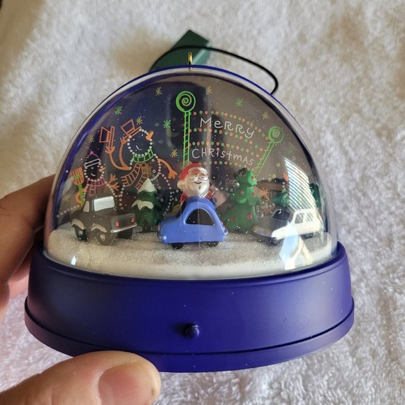 Hallmark Holiday Park  (303) - Picture 3 of 5